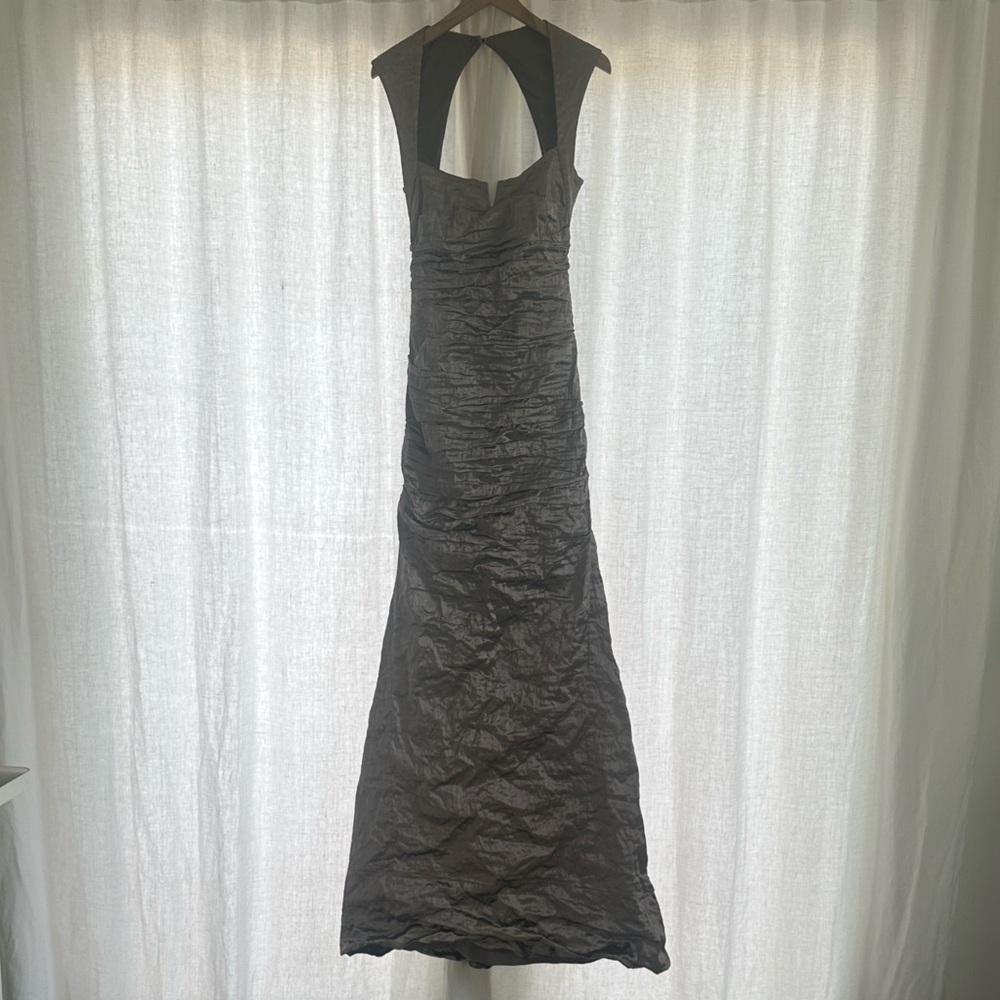 Nicole Miller Ali Techno Crinkle Metalic Gown